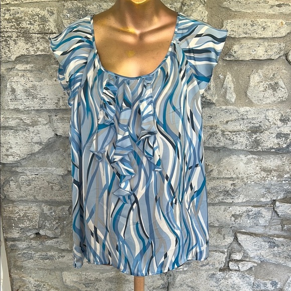 cleo Tops - ribbon pattern top
